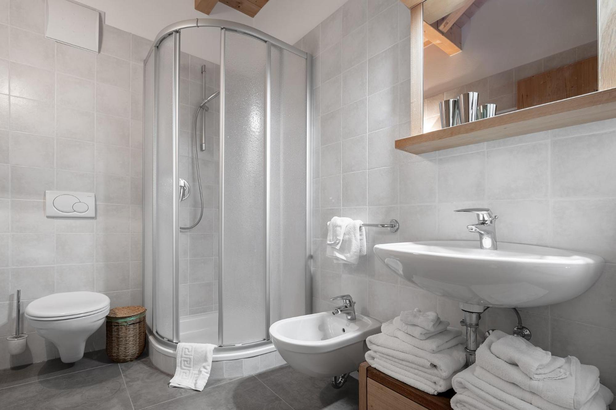 Chalet Ciasa Tino & Sara - Belaval Apartments コルヴァーラ・イン・バディーア エクステリア 写真